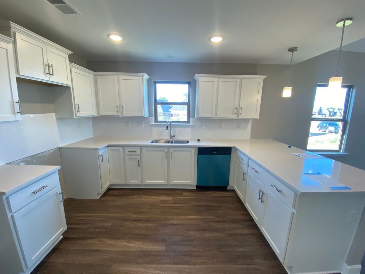 5519 Briardale Dr - Photo 5 of 20