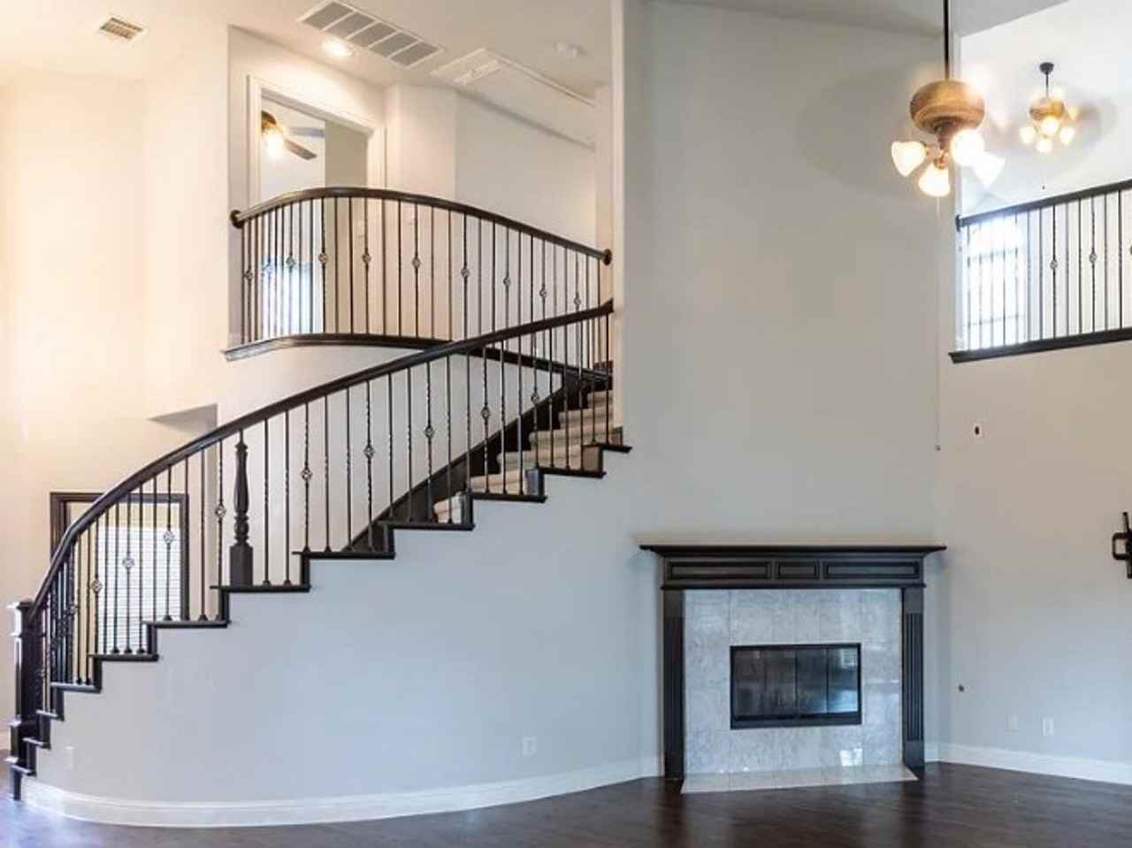 12326 Glademeadow Dr - Photo 4 of 7