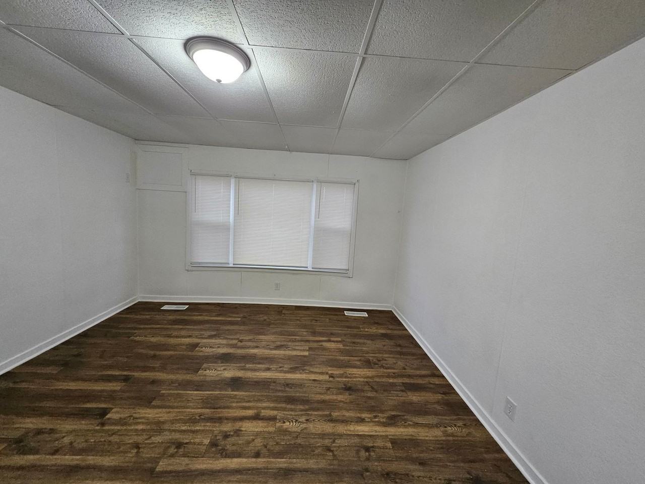 109 E. Eichel Ave - Photo 6 of 22