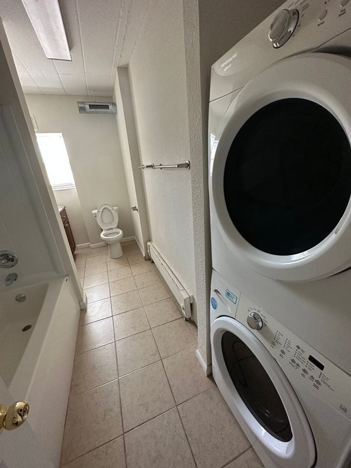 811 W Springfield - Photo 7 of 8