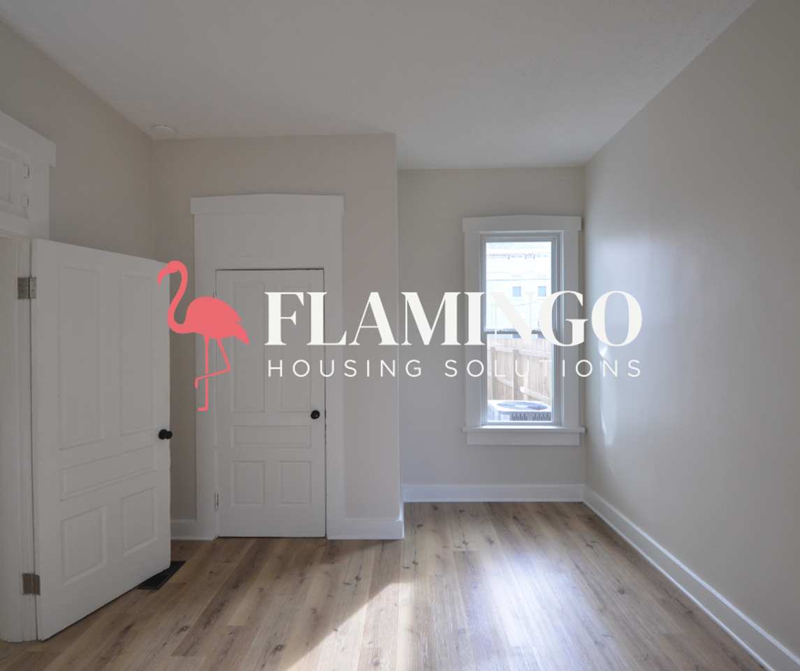 1808 E 4th St - Photo 6 of 15