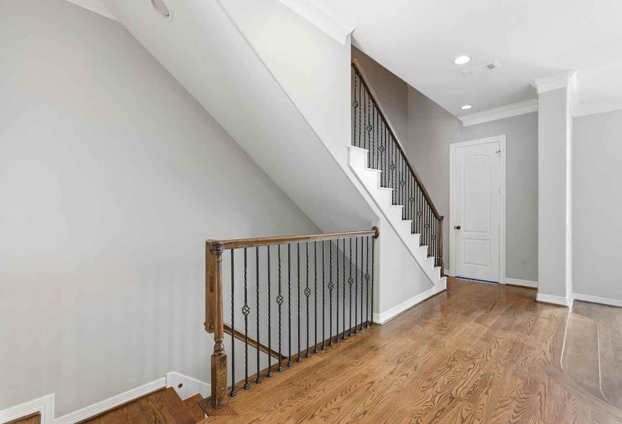 9295 Buffalo Speedway - Photo 6 of 35