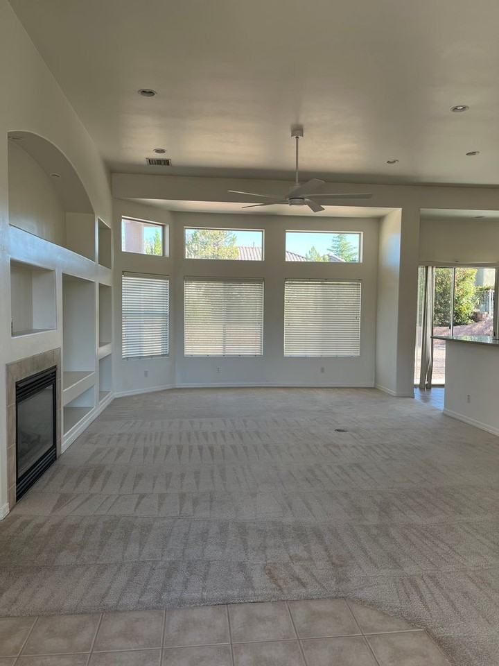 925 S Pine Ridge Ct - Photo 5 of 29