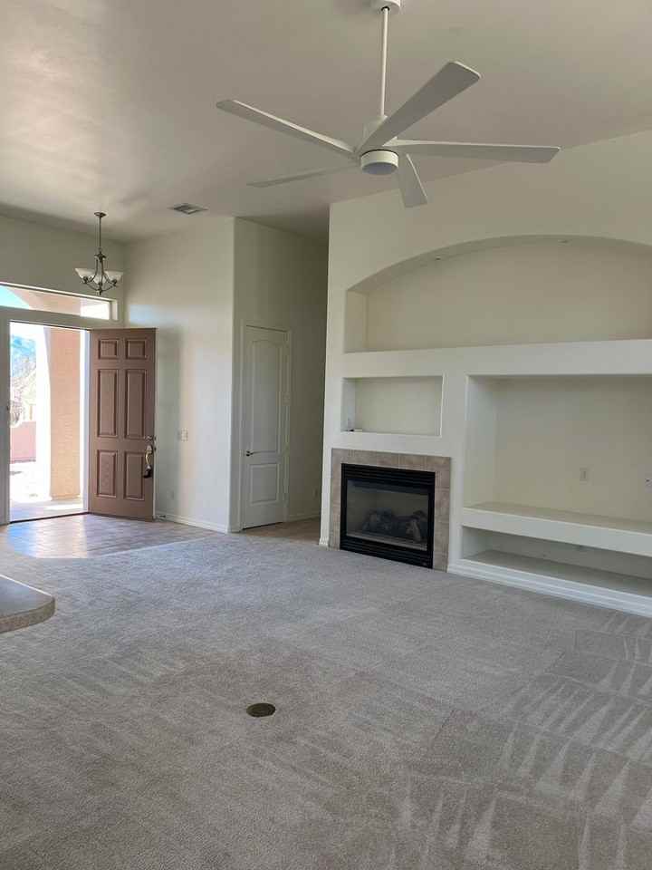 925 S Pine Ridge Ct - Photo 6 of 29