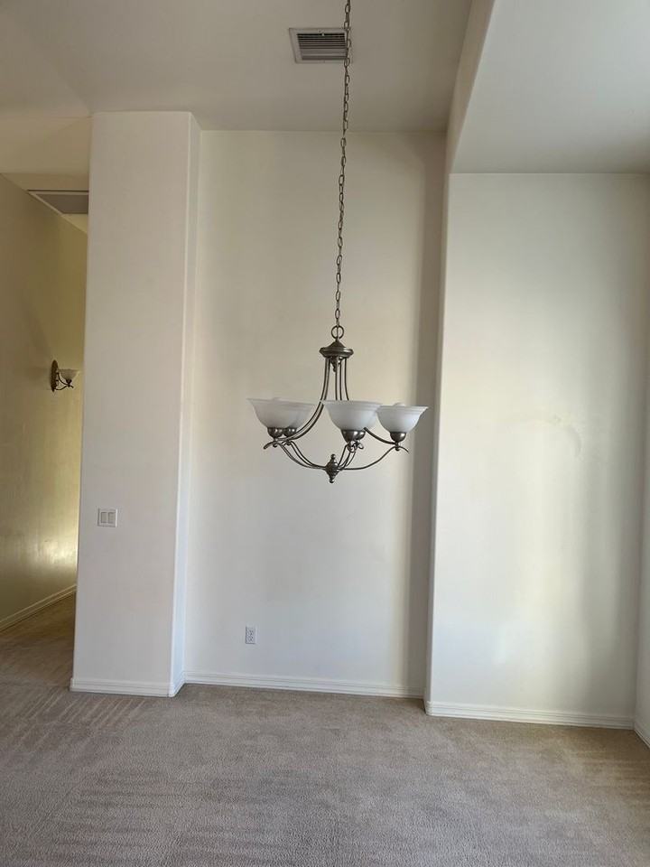 925 S Pine Ridge Ct - Photo 7 of 29