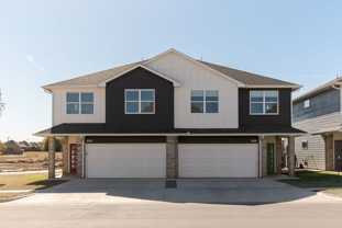 8908 Nw 109th Ln - Photo 1 of 1