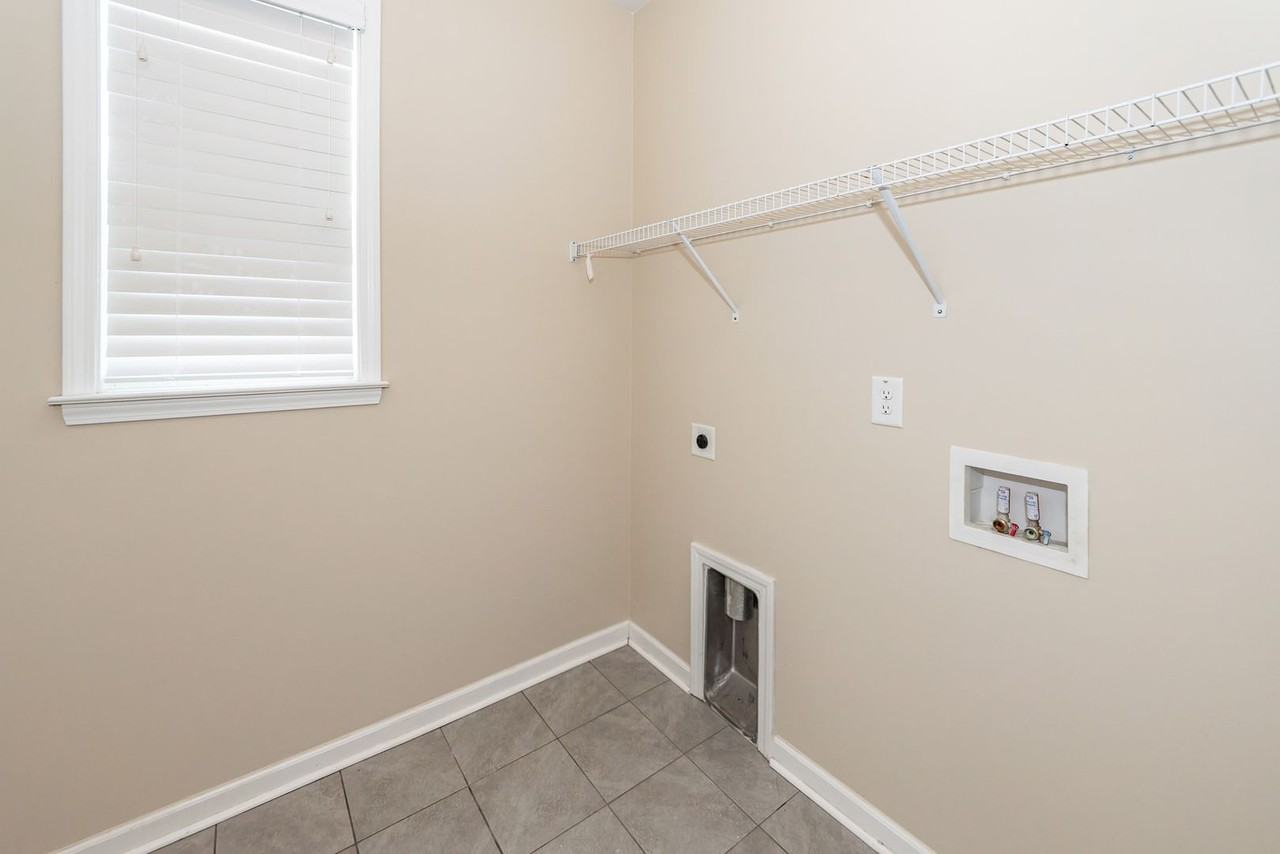 4060 Exploration Rd - Photo 5 of 40