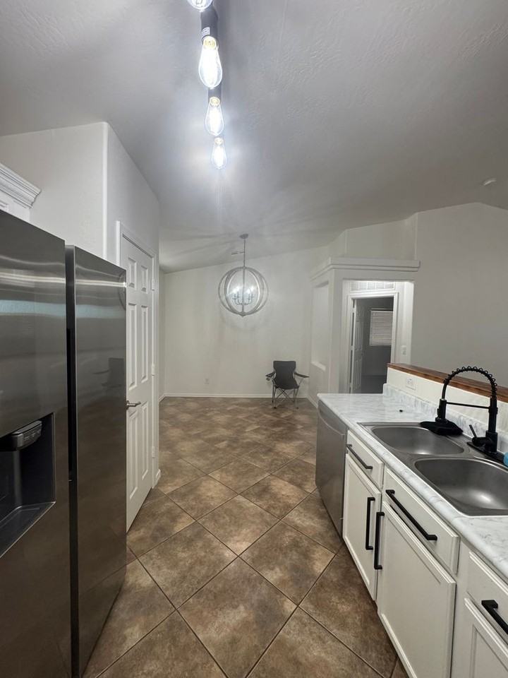 23564 N Wilderness Way - Photo 7 of 21