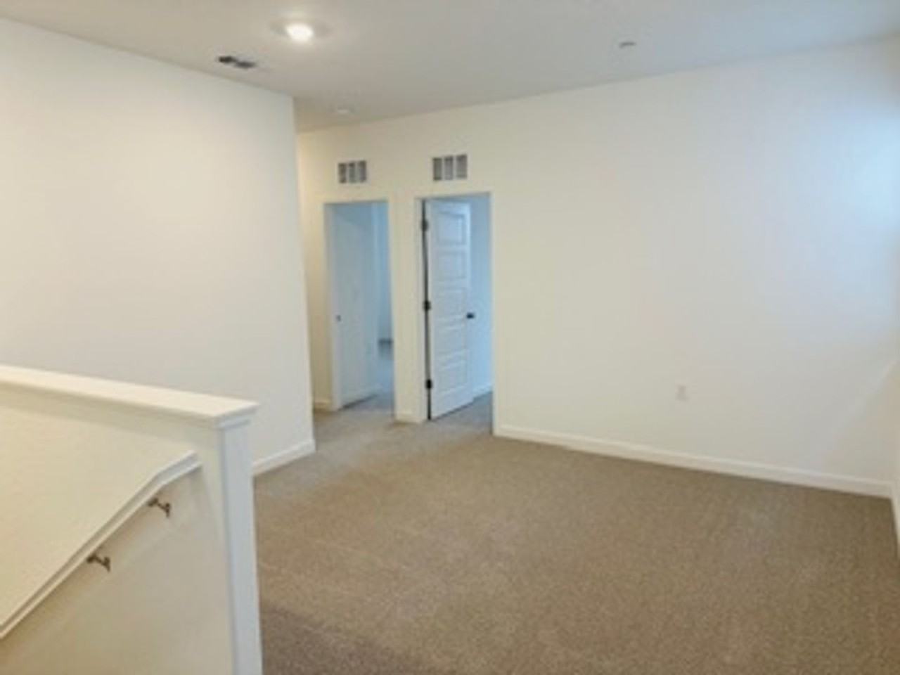 897 Plum Tree Ave - Photo 5 of 25