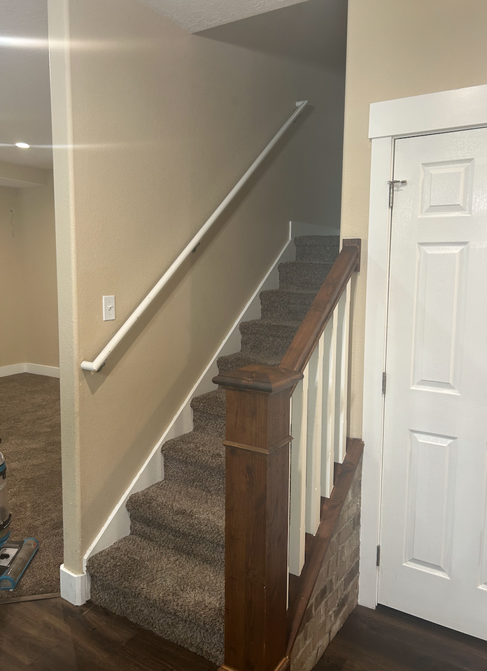 1556 W 140 N - Photo 4 of 17