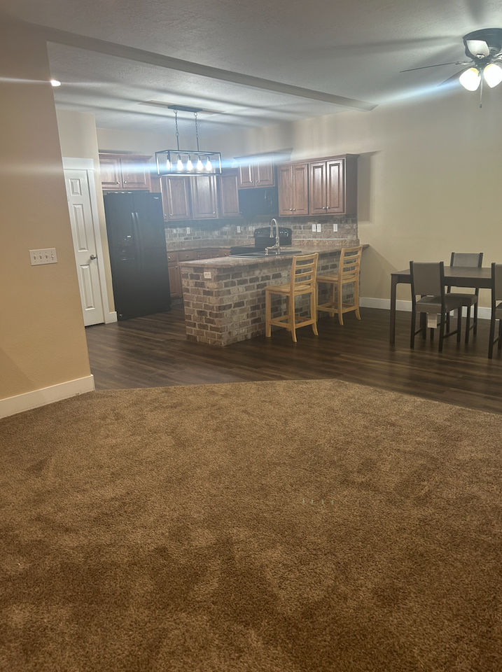 1556 W 140 N - Photo 5 of 17