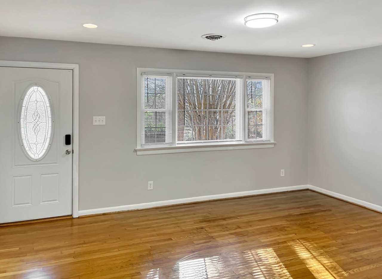 7820 Conifer Rd - Photo 3 of 24