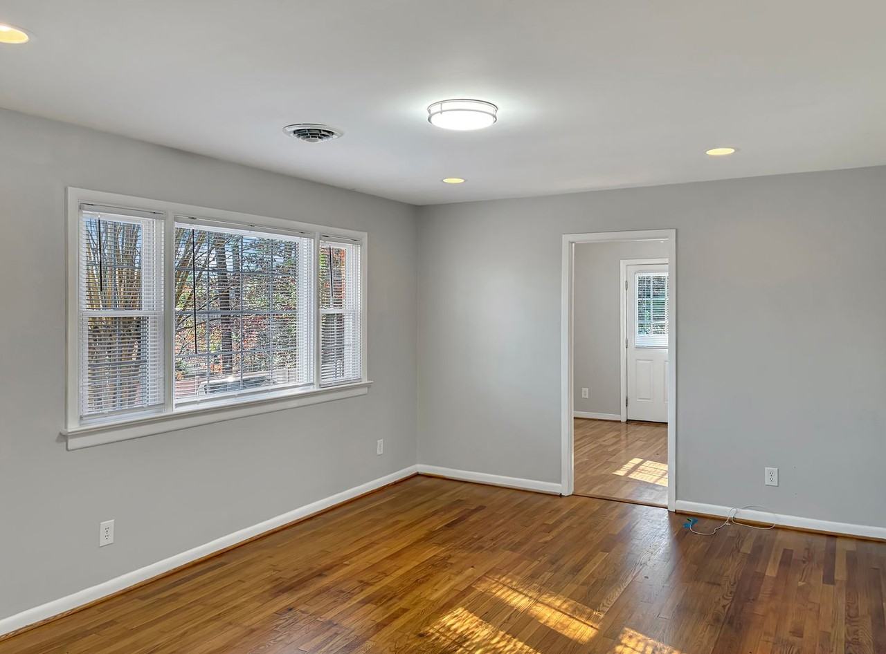 7820 Conifer Rd - Photo 4 of 24