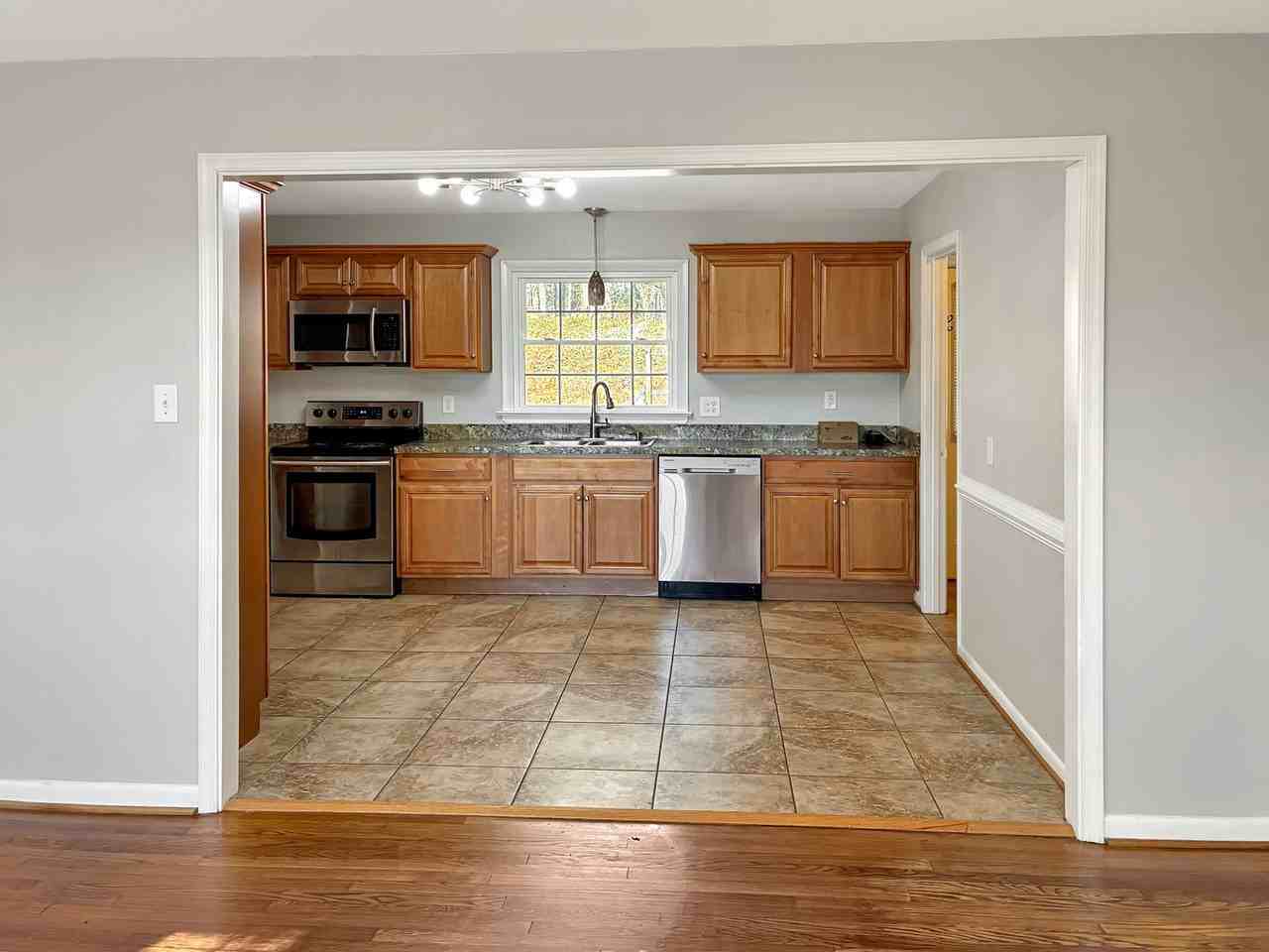 7820 Conifer Rd - Photo 5 of 24