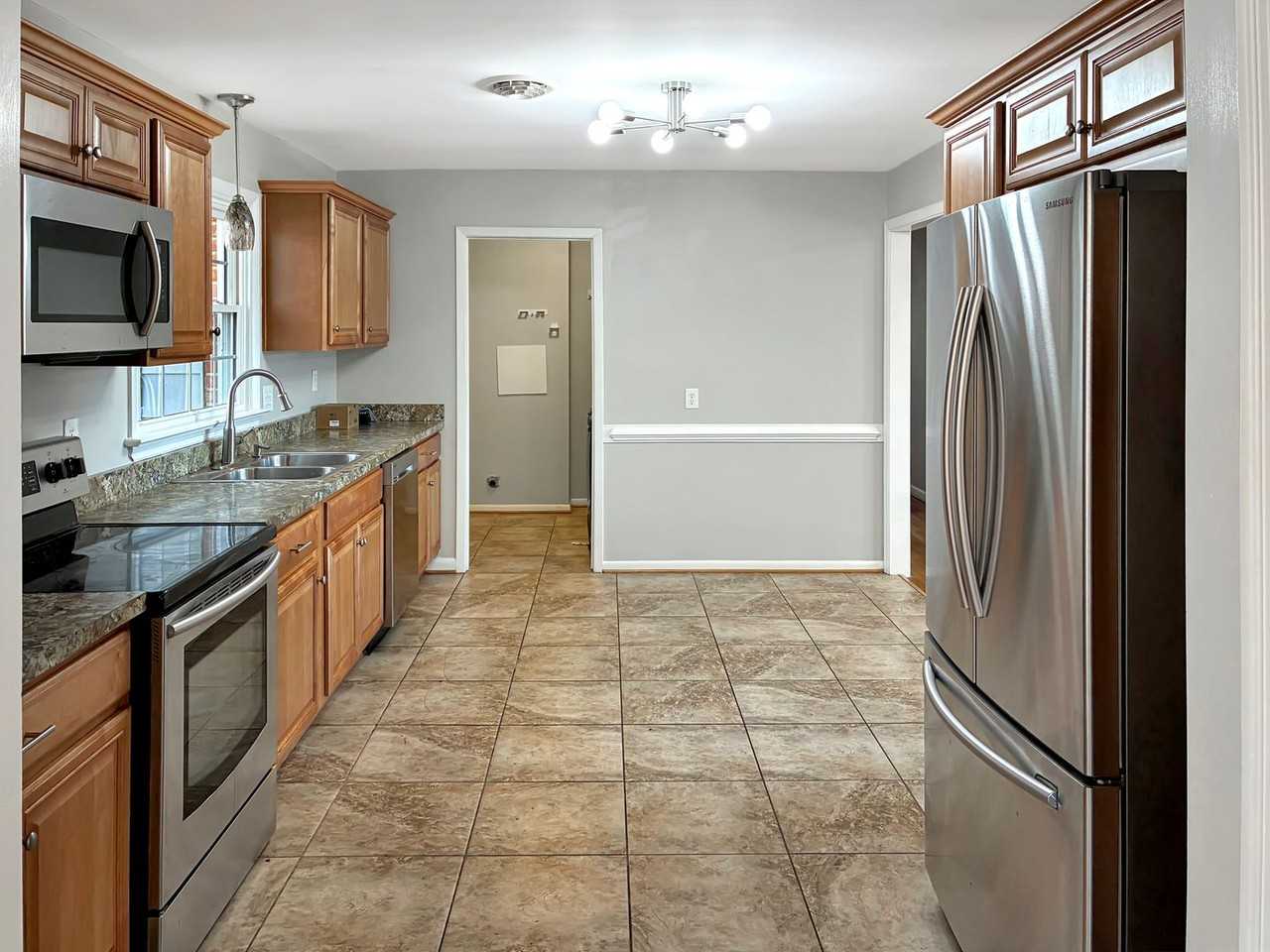 7820 Conifer Rd - Photo 7 of 24