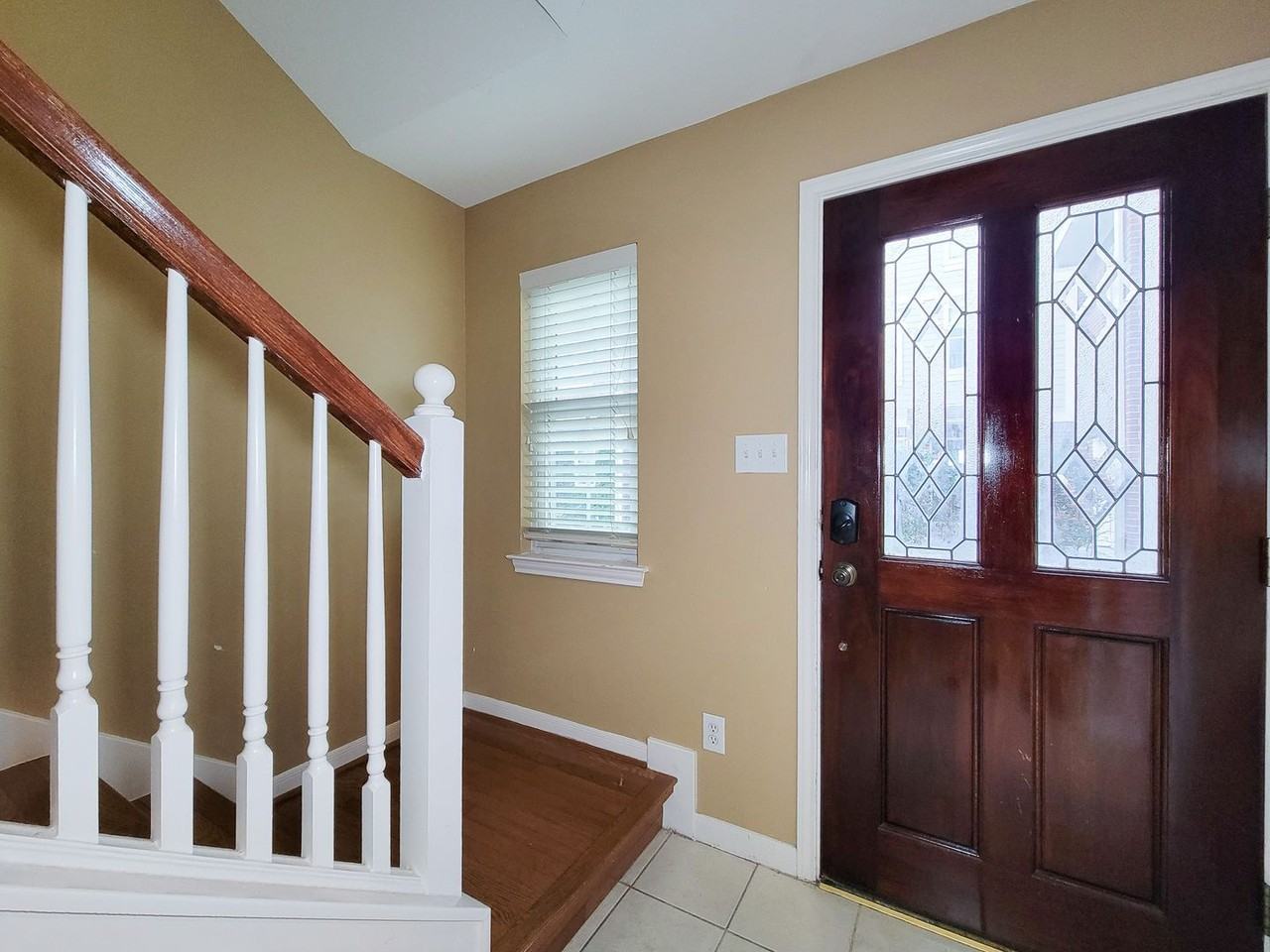 2208 Taft St - Photo 3 of 39