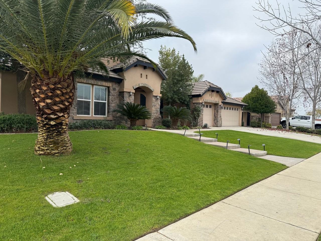 12701 Bickerstaff Dr - Photo 3 of 50