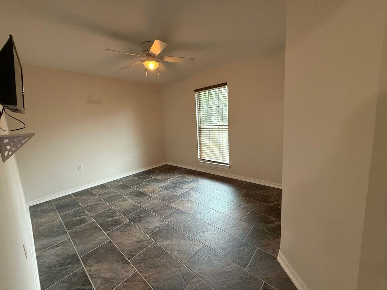 6640 Tidal Bay Dr - Photo 7 of 24