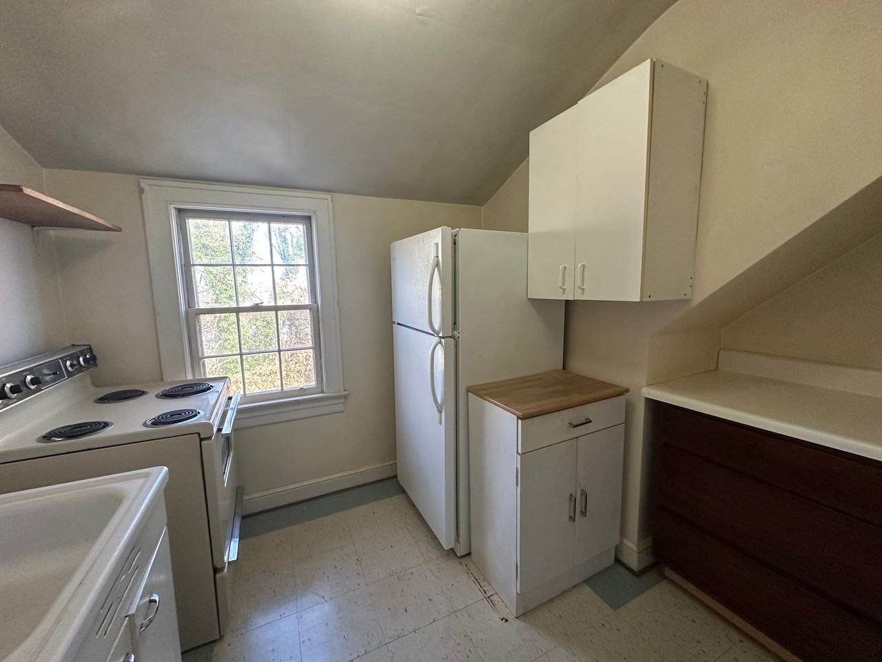 314 Langhorne Ln - Photo 7 of 11