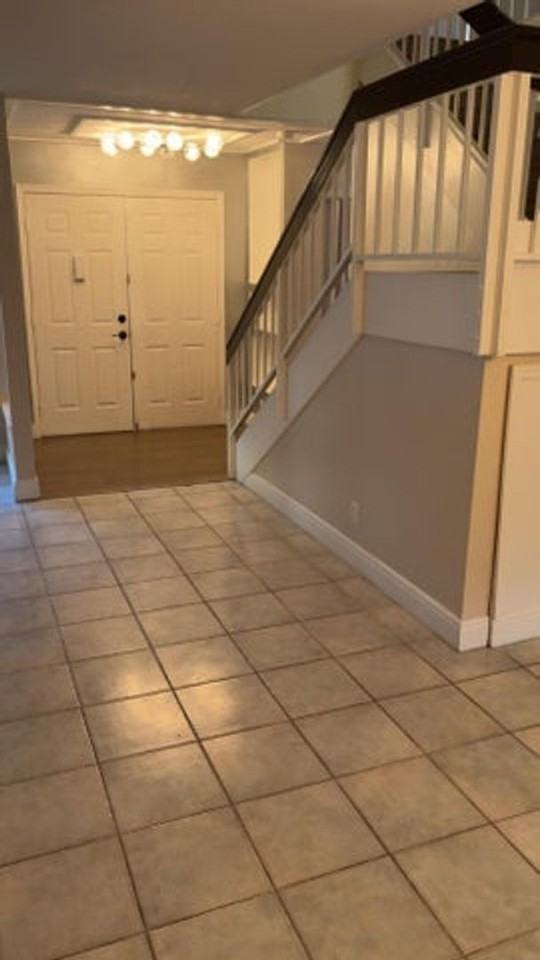 5855 Northpointe Ln - Photo 4 of 15