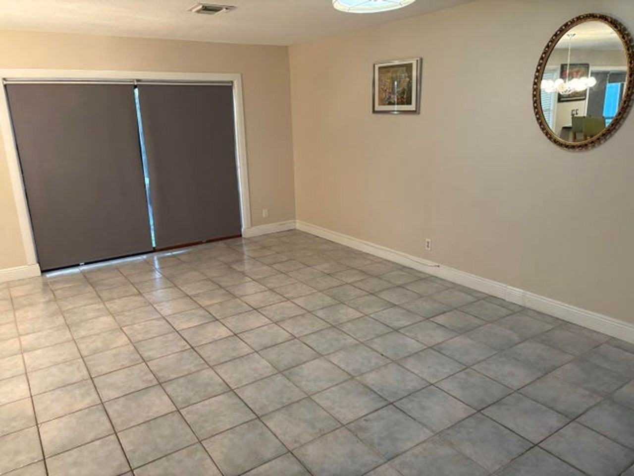 5855 Northpointe Ln - Photo 6 of 15