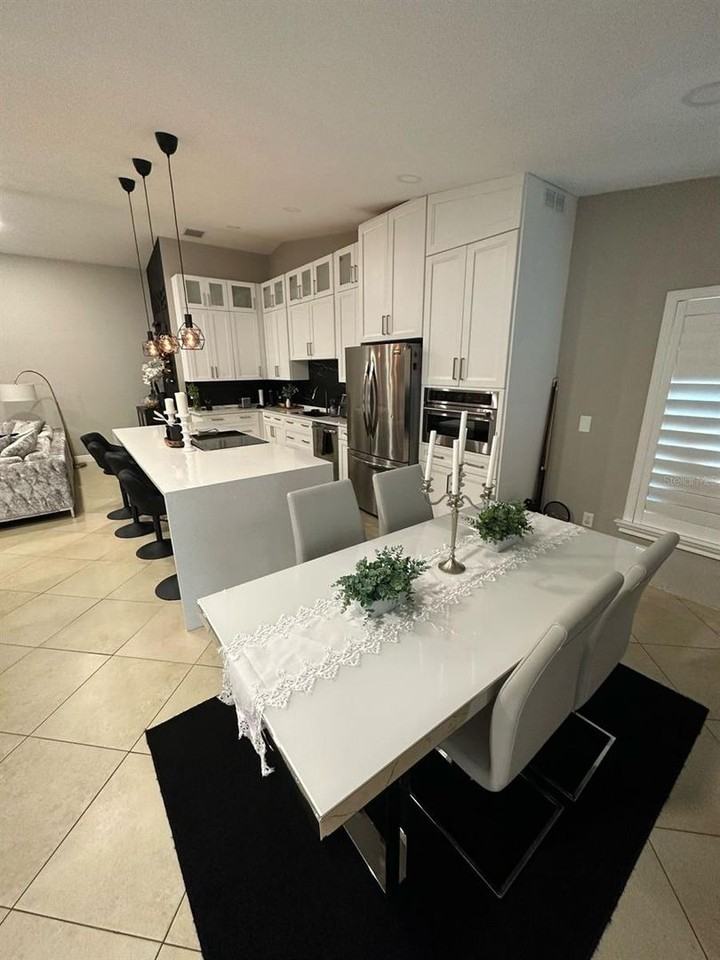 8127 Lesia Cir - Photo 6 of 16