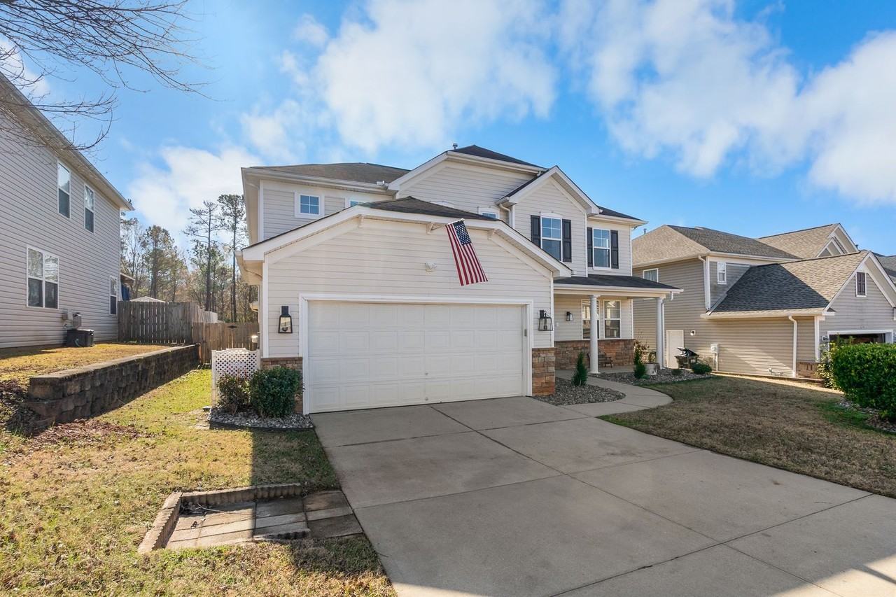 124 Scottish Ave - Photo 5 of 35