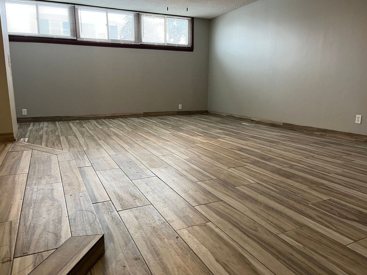 3659 Colfax Ave N - Photo 2 of 8