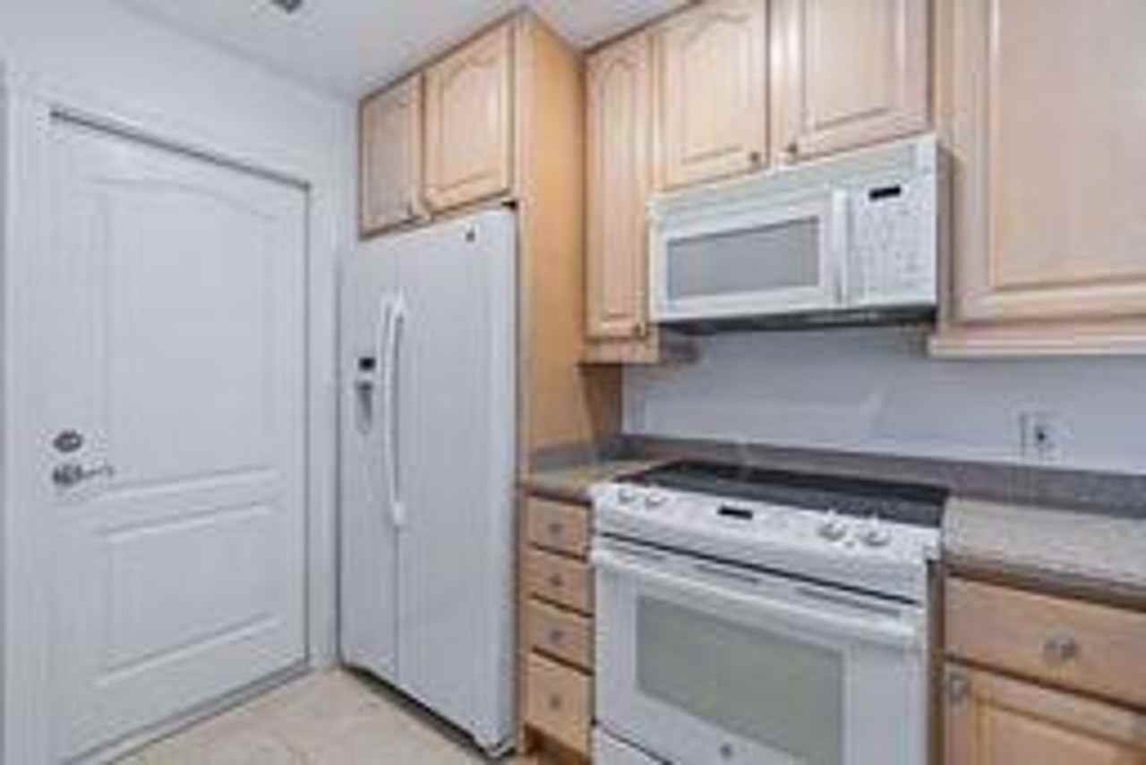 3 Oakland Ct - Photo 3 of 10