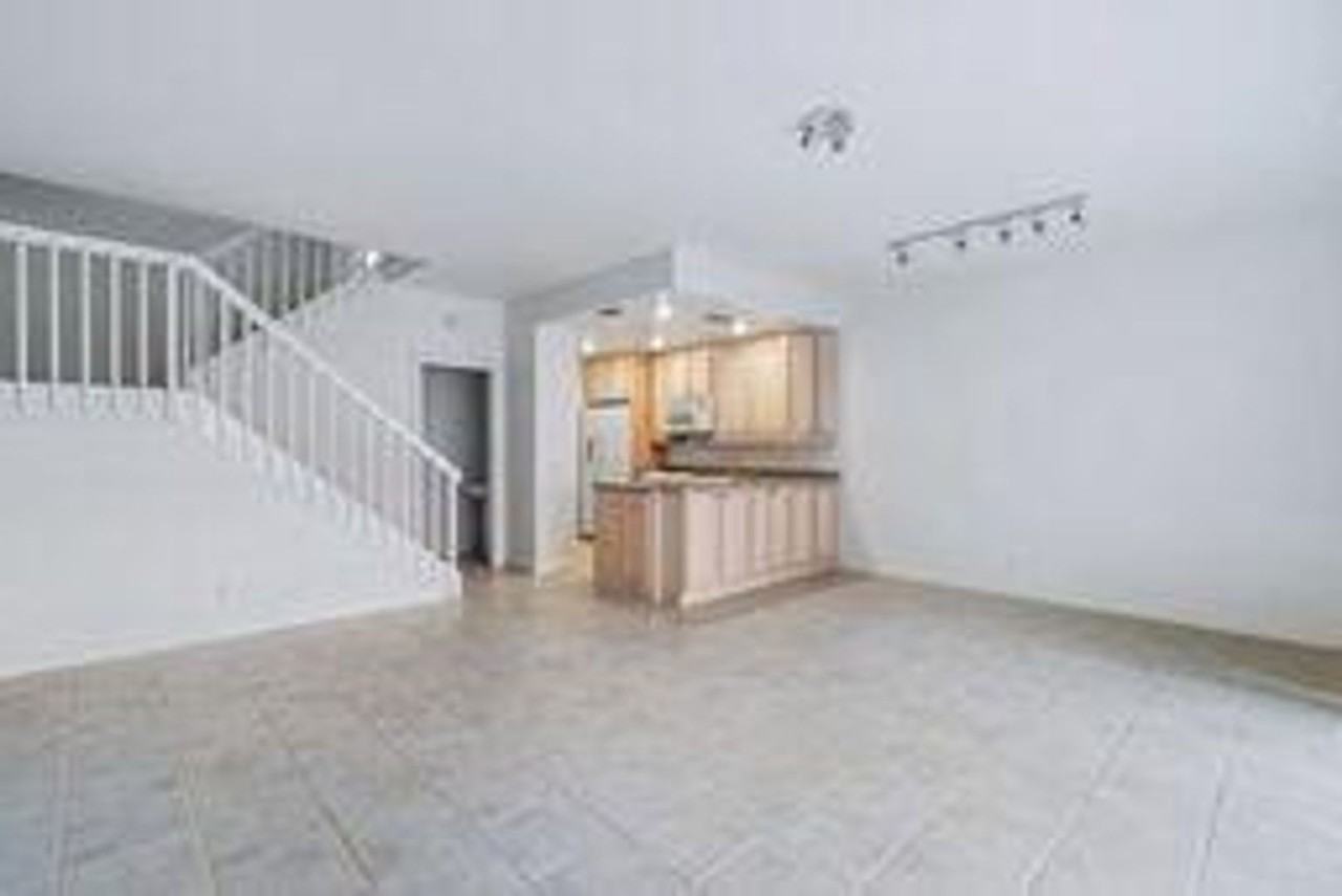 3 Oakland Ct - Photo 4 of 10