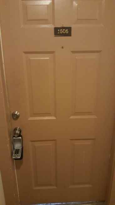 1505 Camelot Dr - Photo 2 of 15