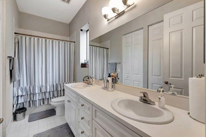 2500 Venetian Ct - Photo 4 of 4