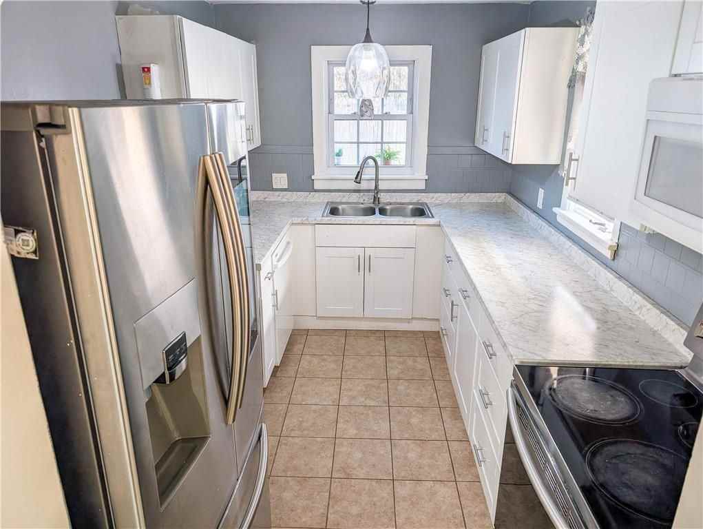 136 Chatham St - Photo 5 of 10