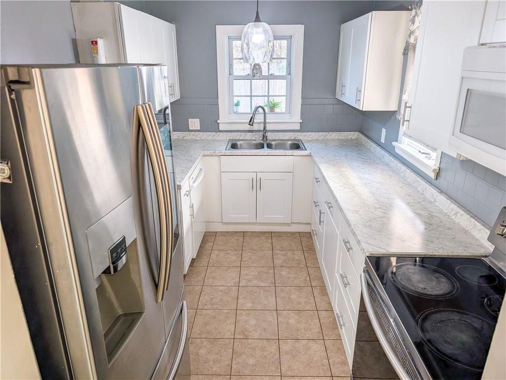 136 Chatham St - Photo 6 of 10