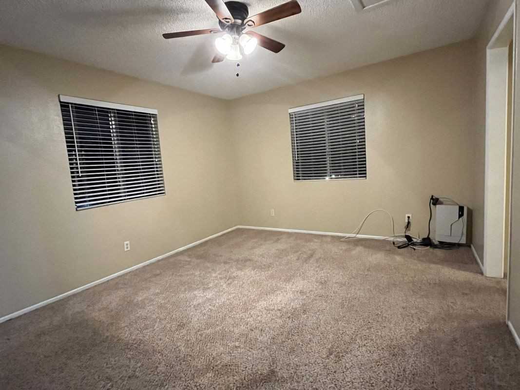 4154 W 159th St - Photo 4 of 15