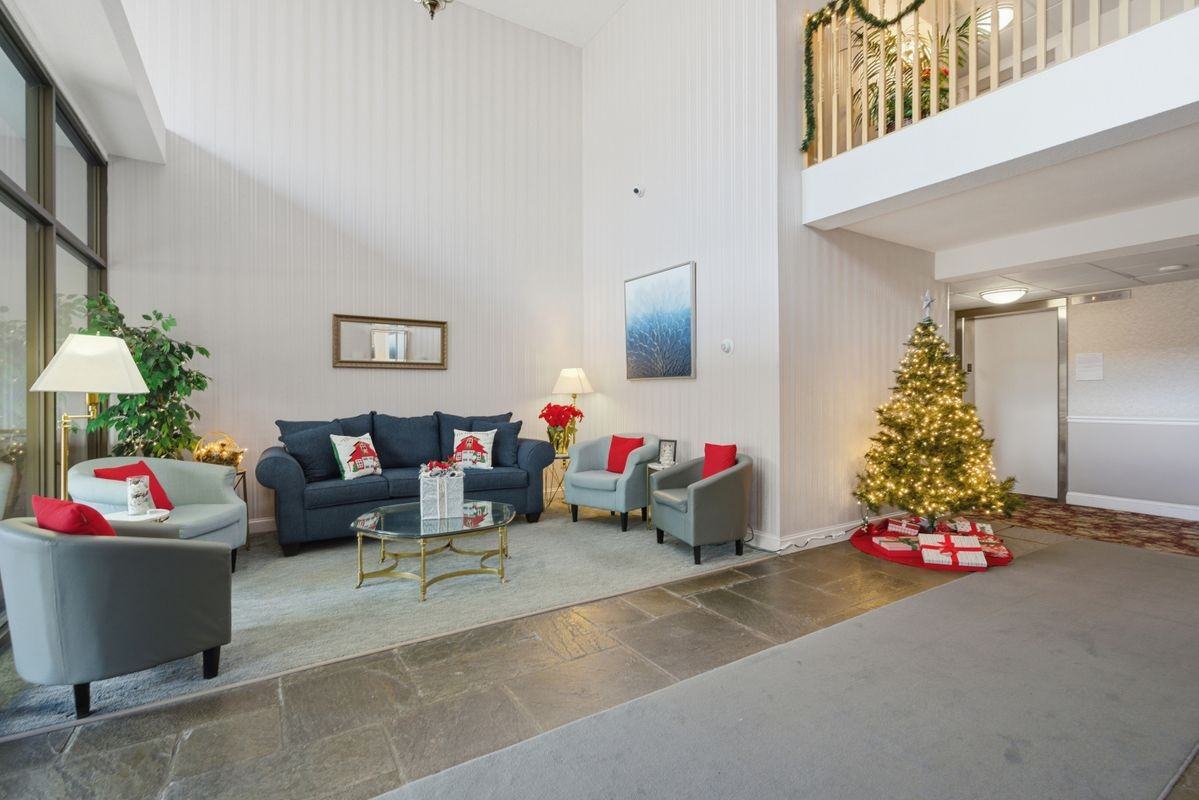 2 Summit Dr - Photo 4 of 17