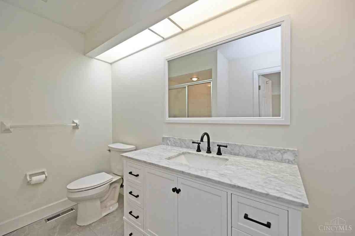 9967 Morgans Trace Dr - Photo 5 of 12