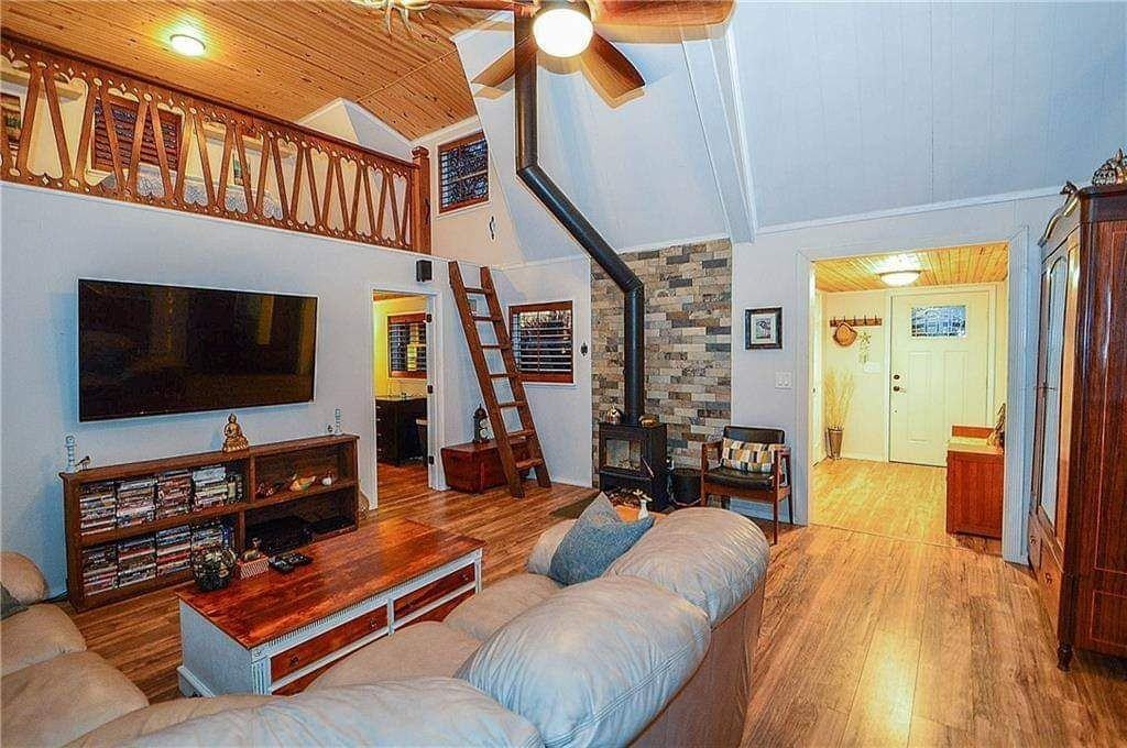 661 Private Road 7422 - Photo 3 of 15