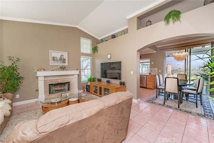 27249 Sanford Way - Photo 3 of 42