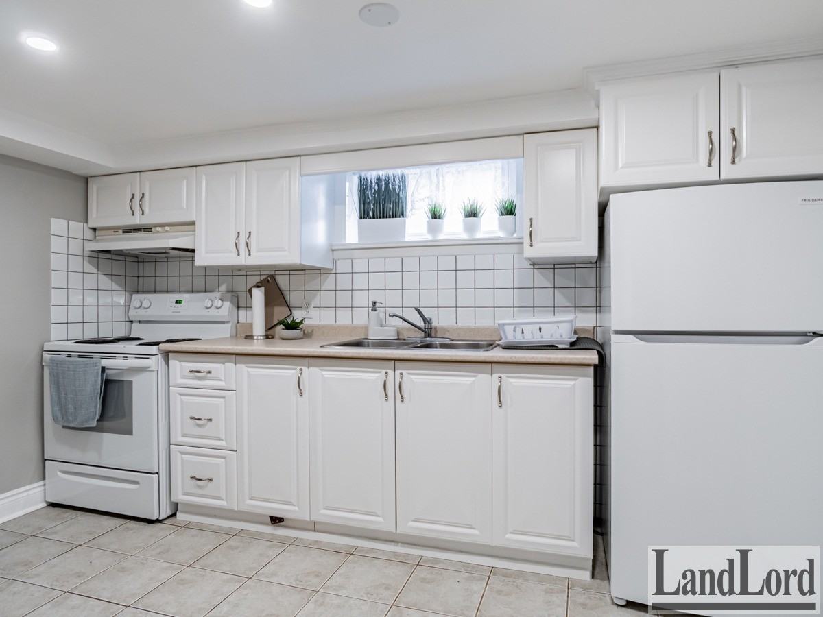 65 Fairfield Ave #BS - Photo 4 of 13