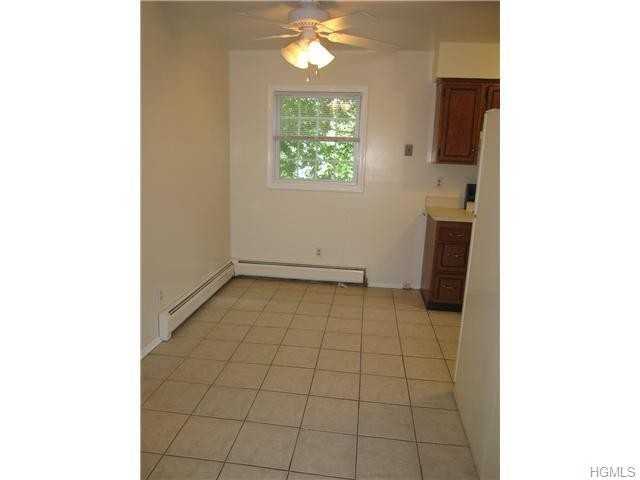 457 W Clarkstown Rd - Photo 3 of 16