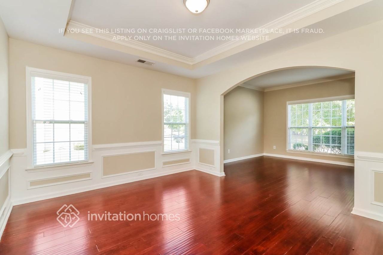 4009 Miners Ln - Photo 6 of 18