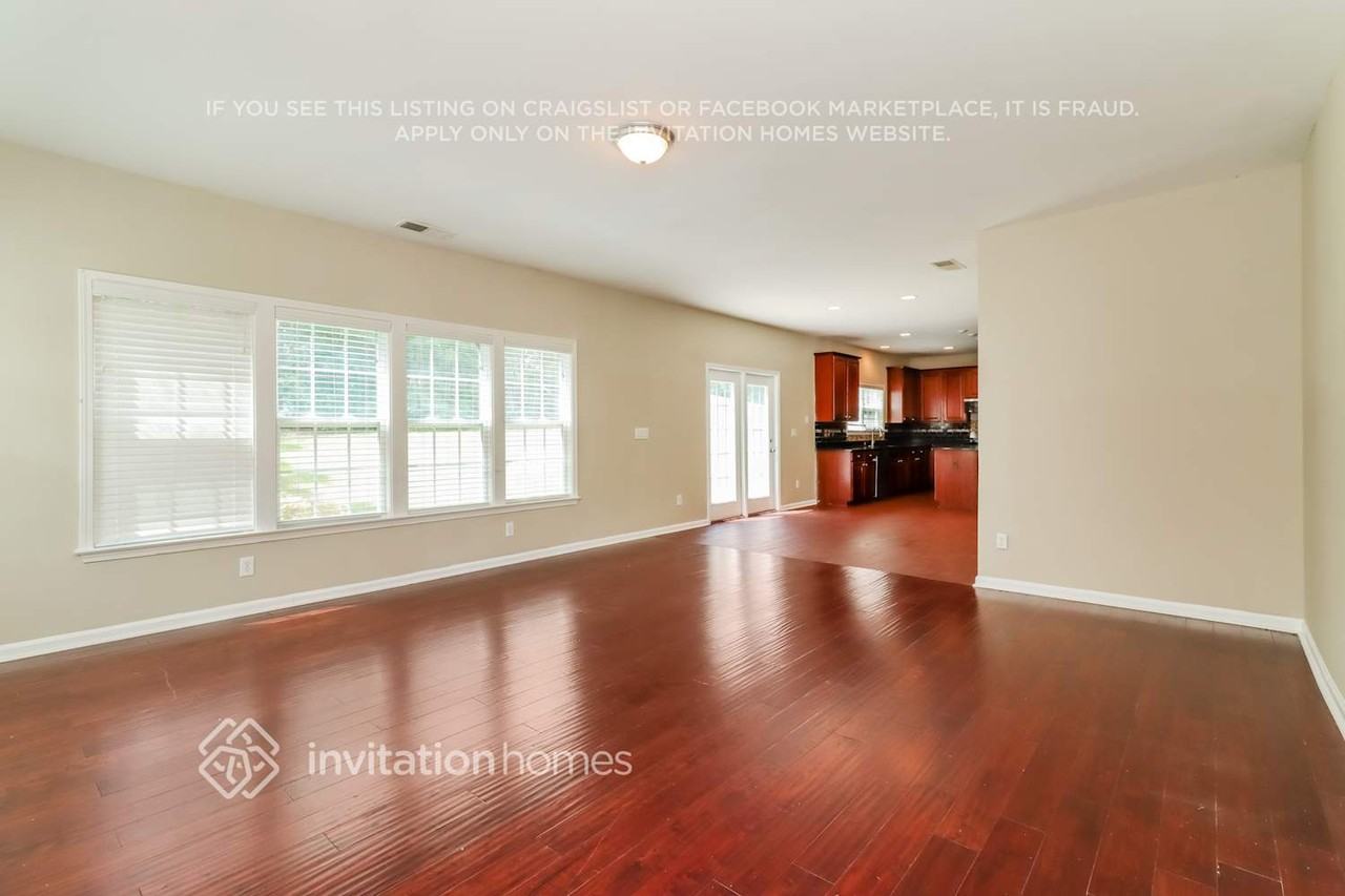 4009 Miners Ln - Photo 7 of 18