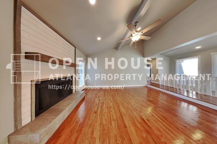 2453 Lorrie Dr - Photo 4 of 23