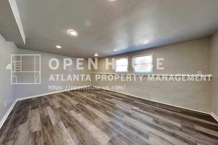 2453 Lorrie Dr - Photo 7 of 23