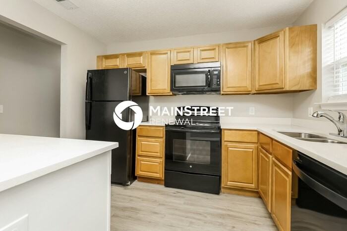 703 Lou Gehrig Cir - Photo 5 of 16