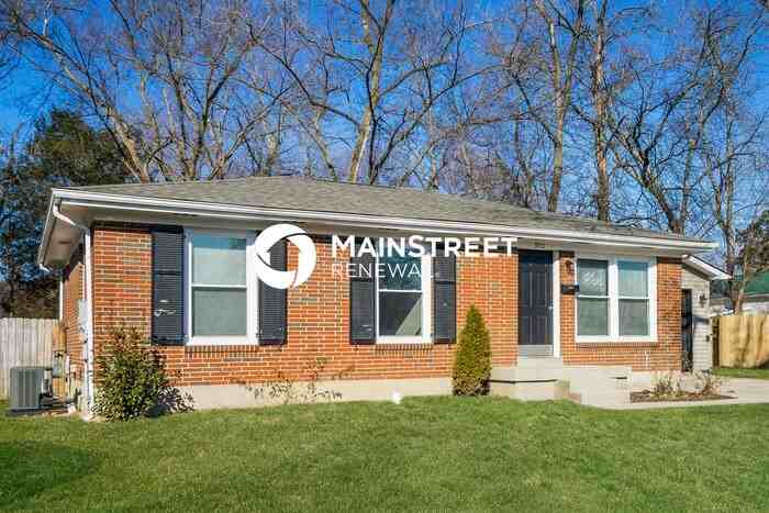 3901 Smallboat Ct - Photo 3 of 16