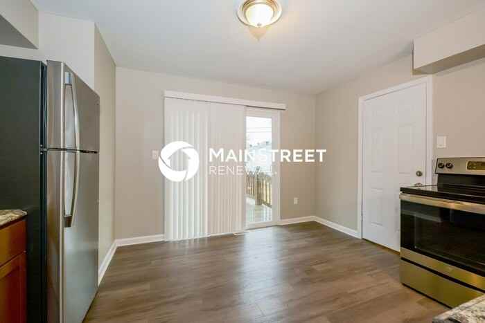 1825 Gardenia Dr - Photo 4 of 14