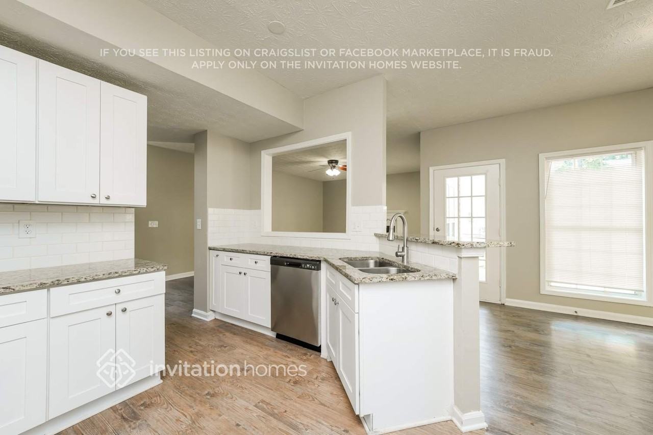 526 Watson Bay - Photo 7 of 17