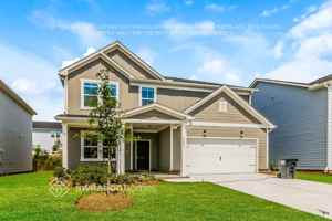 featured image of 2286 Blackbird Cir